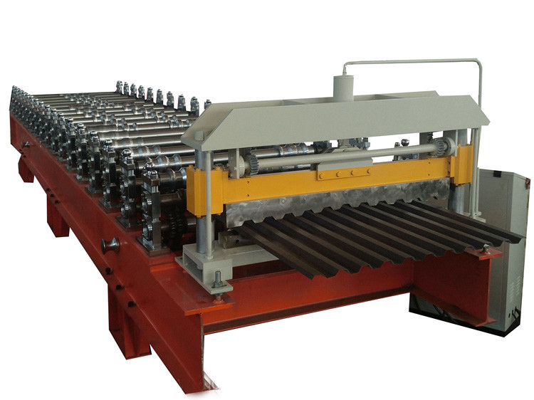 2.5T wandpaneel rolvormende machine Hydraulisch snijden met 50 mm asdiameter
