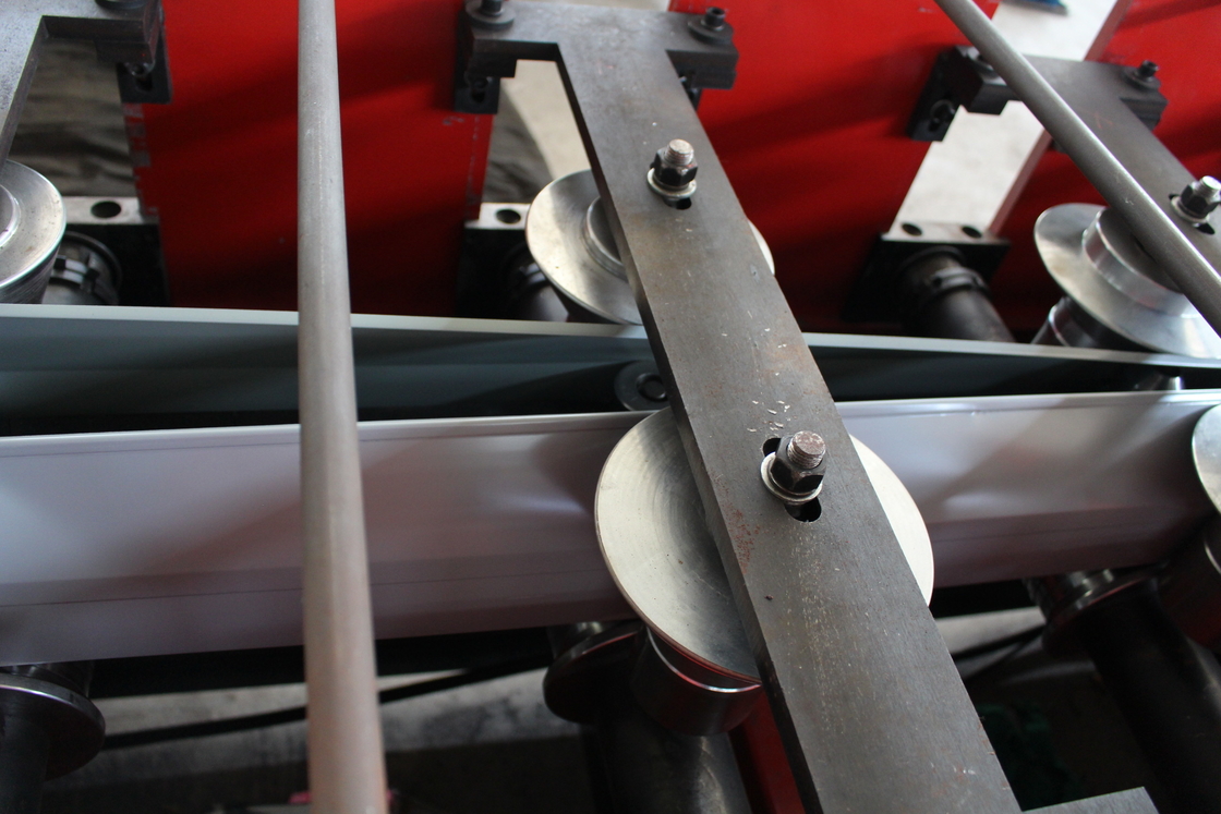 3phases Downspout van het regenwater Broodje die Dikte 0.40.8mm vormen van Machine Geschikte Materialen