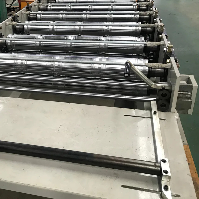 Hoge snelheid 840mm het broodje die van de staptegel machinedak vormen verglaasde Tegelbroodje Vormt Machine