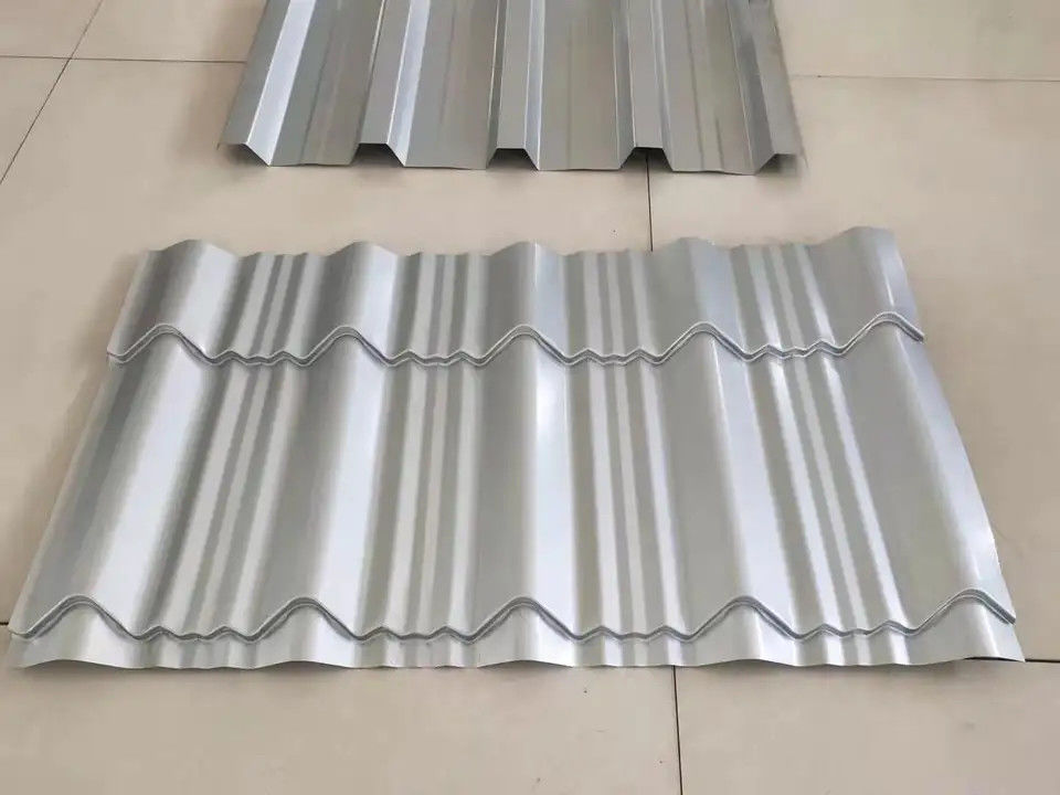 2025 nieuw ontwerp Trapeziumvormige en geglazuurde dubbele laag dakplaat daktegel rollen vormmachine