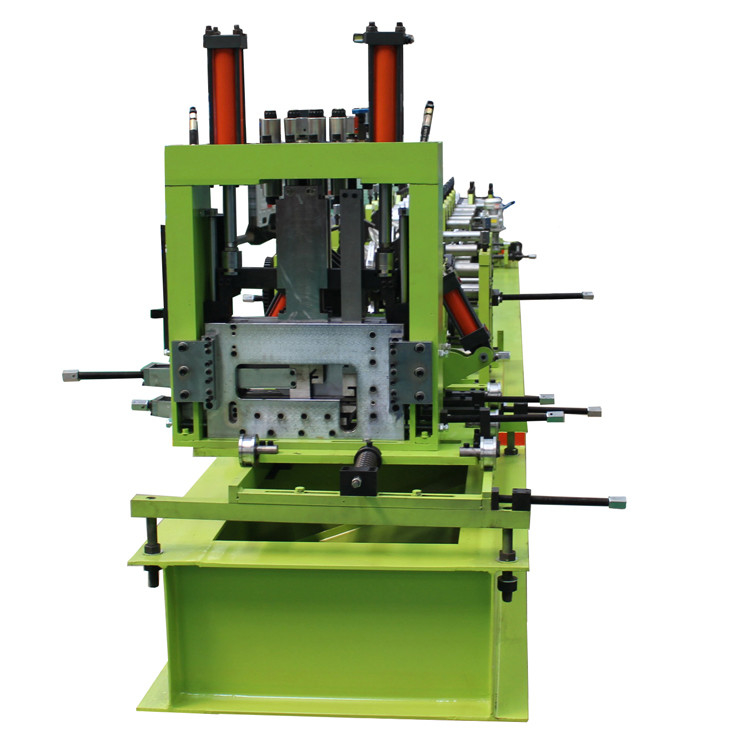 Hydraulische verf Kleine grootte profiel staal C Purlin vorm koud maken machine