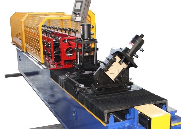 10-15m/min snelheid C-kanaal rollforming machine met 5,5 kW vermogen