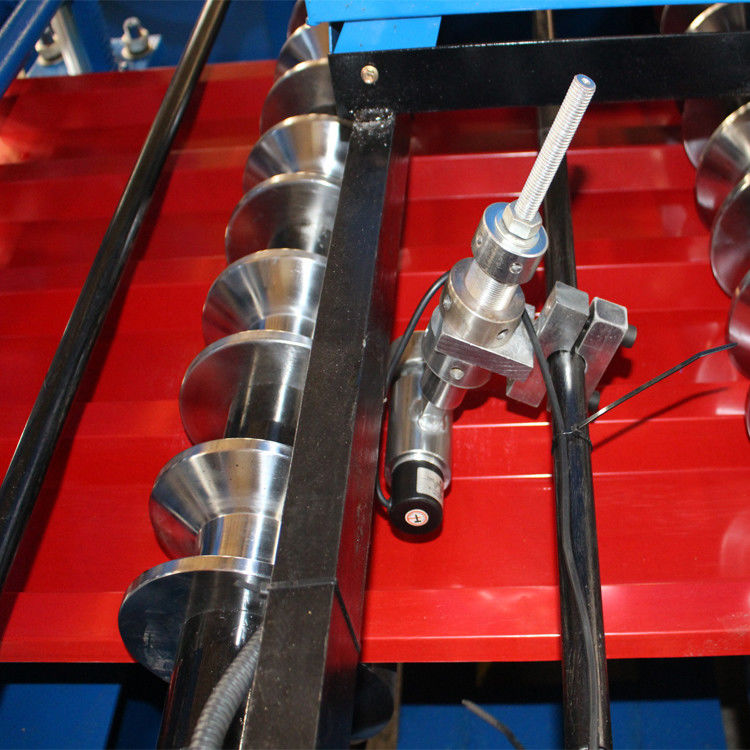 840 mm trapeziumvormende tegelvormmachine hydraulisch snijden