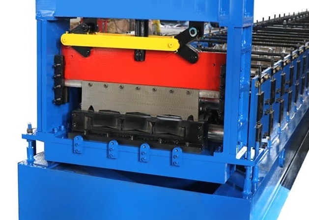 Heavy Duty 380V/50HZ/3Phase 0,3-0,8mm Floor Deck Steel Roof Sheet Roll Forming Machine