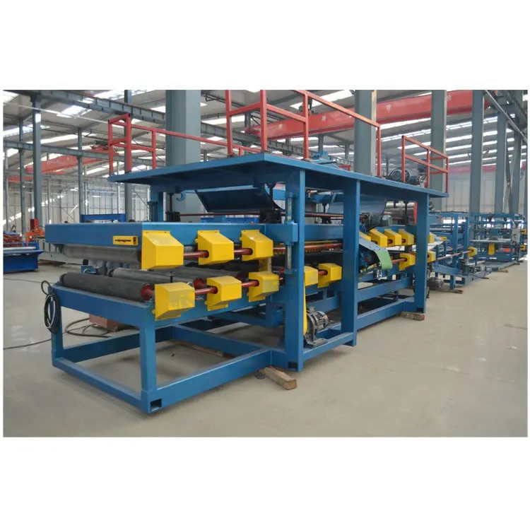 Steenwol / mineraalwol Isolatie Sandwich Panel Roll Forming Machine / Productielijn Prijs