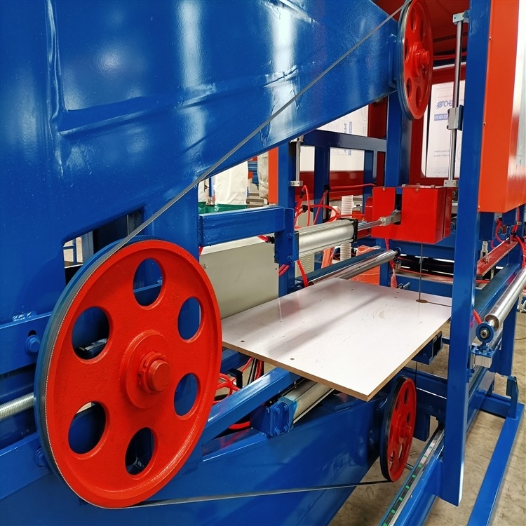 Fabriek Levenslange service! Polystyreen schuimplaat maken machine/Cold Room Sandwich EPS Panel Productie Lijn Roll Forming Machine Prijs