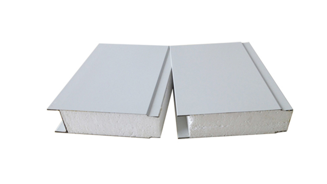 Hoog snelheids EPS Rockwool Sandwich Roof Tile Panel Productie Lijn voor de bouw