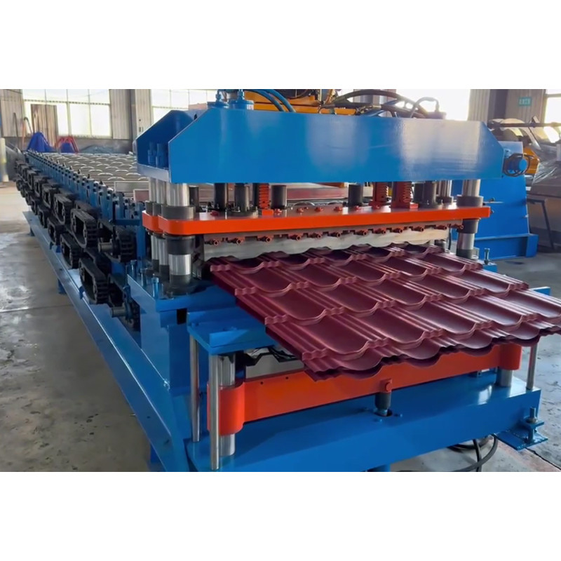 PLC Control Metal Cold Steel Glazed Roof Tile Making Machine Step Tile Roofing Sheet Roll Forming Machine Fabriek