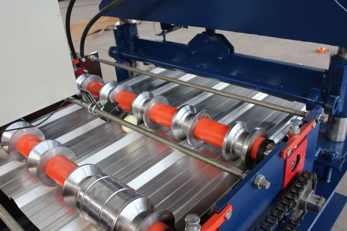 380v 50hz Ribtype Roof Roll Forming Machine 36 Coverage 3/4 High Ribs Gemakkelijk te bedienen