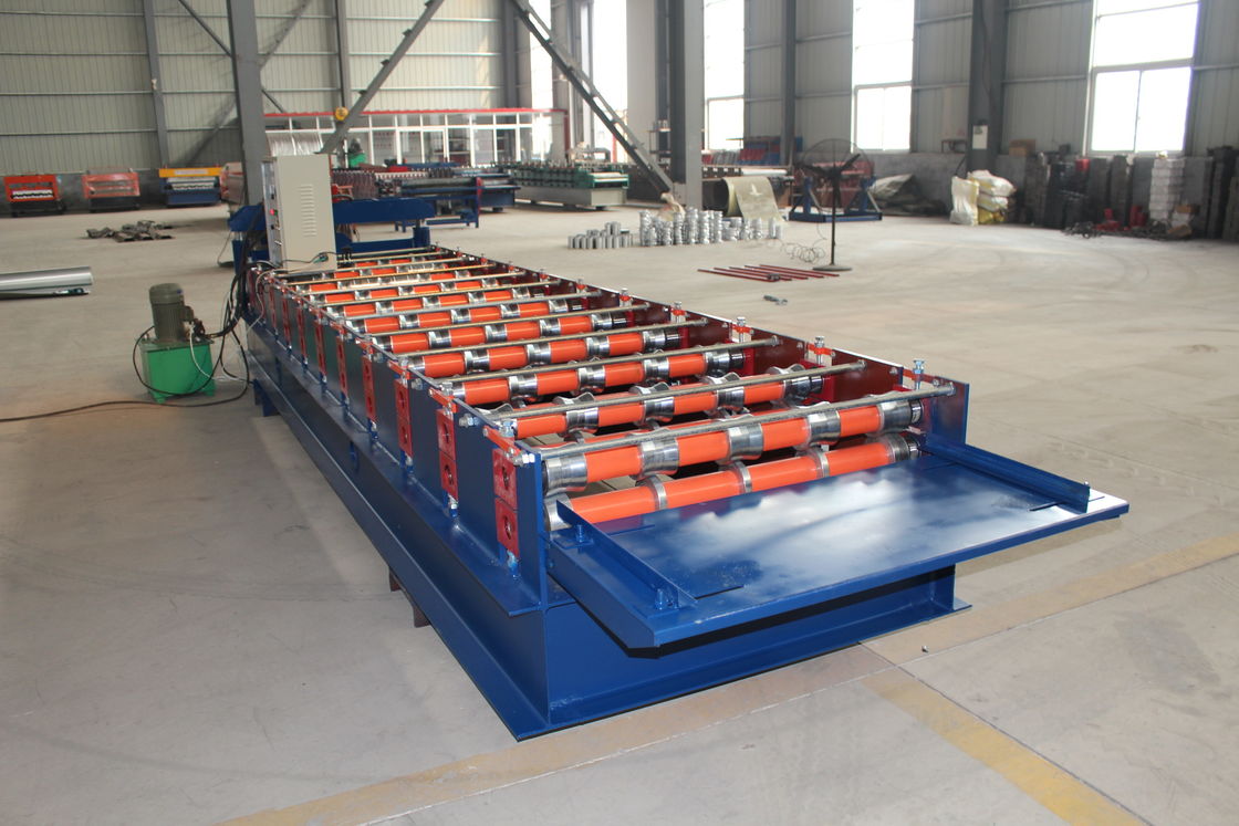 380v 50hz Ribtype Roof Roll Forming Machine 36 Coverage 3/4 High Ribs Gemakkelijk te bedienen