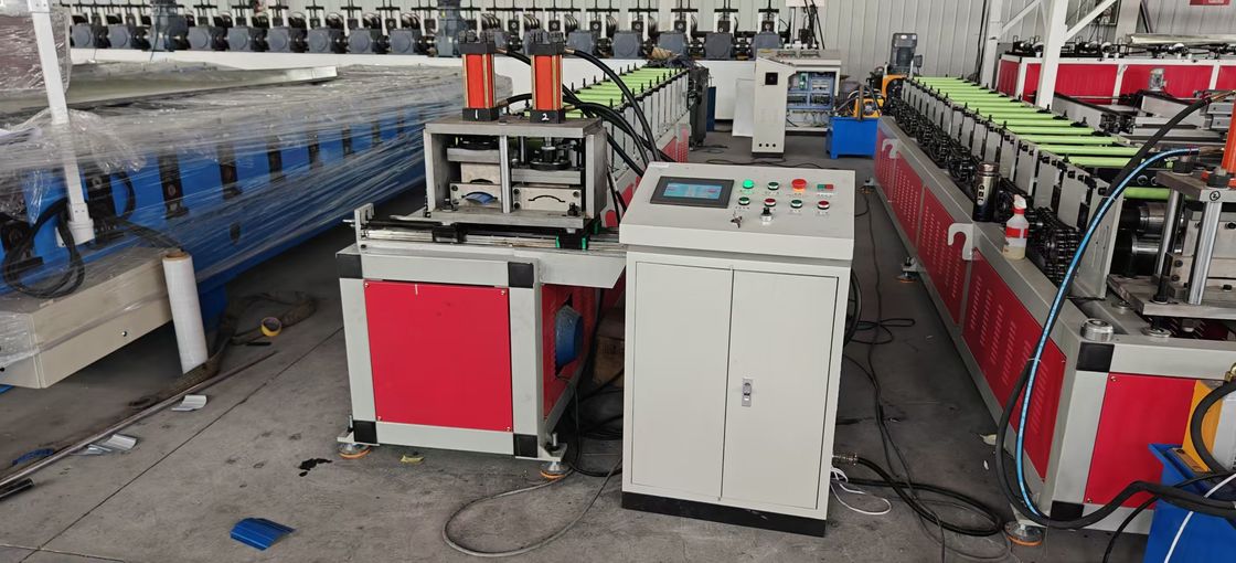 2025 New Design Metal Picket Fence Roll Forming Machine heklijnen Amerika stijl