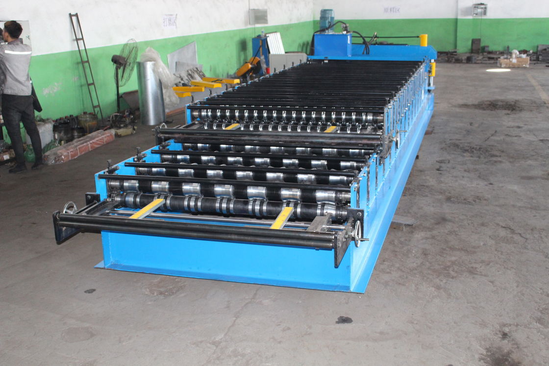 Full Auto-Dubbel de Laagbroodje die van het Bladmetaal Machine 15 vormen - 18m/Min Hydraulic