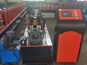 Het latjebroodje die van het rolblind Machine met aangepast het in reliëf maken ontwerp vormen