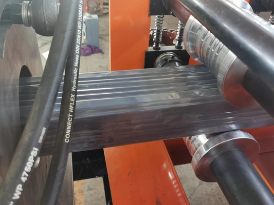 Downspout van de regenpijp Broodje die Machine Hydraulisch Scherp Systeem vormen