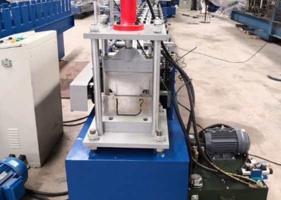 Metalen K-type regengoot rolvormmachine Lange levensduur