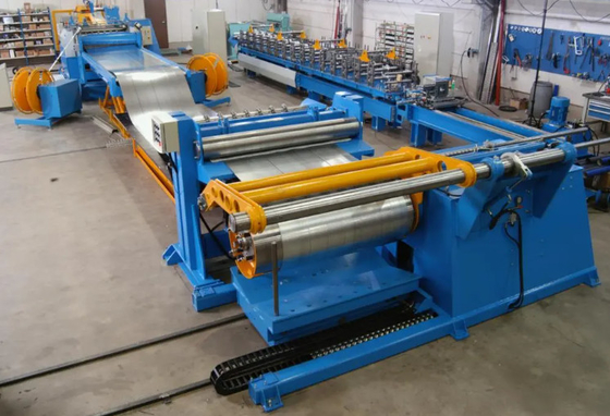 De Scherende Lijn van ISO met Besnoeiing aan van het de Machinestaal van de Lengtelijn de Rolsnijmachine 40kw