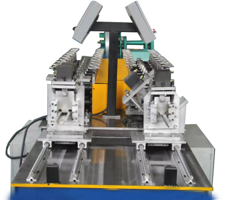 Double Out Light Gauge Roll Forming Machine V Hoekstaal en Omega