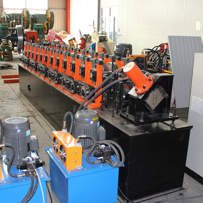 0.8mm Ppgi koudrolvormende machine metalen frame U-kanaal purlin maken