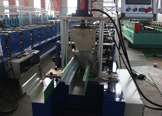 Hydraulische rotorvormmachine voor het afhakken van pijpen met 18 stations Rollerstations 4 kW Motorvermogen