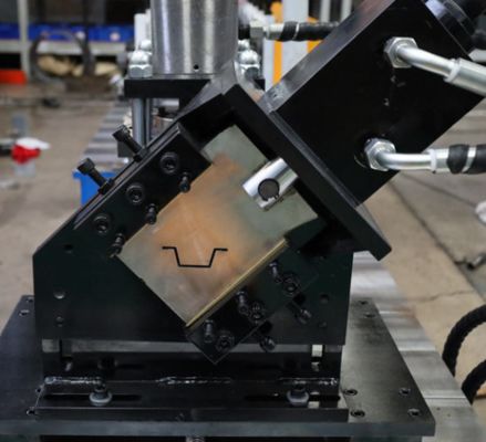 Omega Profiel Lichte Kiel Staal Frame Hoge Hoed Kanaalbroodje Vormmachine