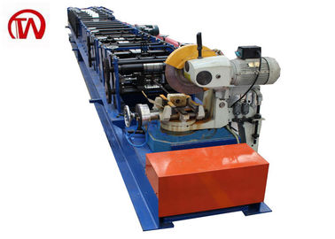 Downpipe van PPGI/AL het Broodje die Machinevlieg vormen zag Scherpe Goot Rolling Machine