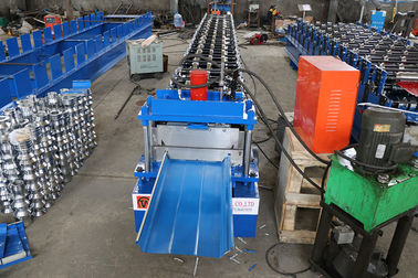 20 posten die het Dakmachine 610mm Breedte 0.50.8MM bevinden zich van het Naadmetaal Dikte