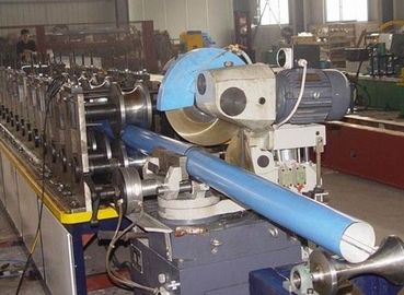 Golfdownpipe Broodje die Machine Lang Beroepsleven vormen Met hoge weerstand