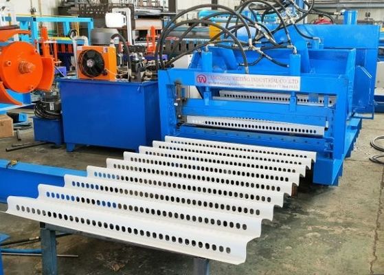 Het Vermijden van de bufferbotsing 10mm Broodje die van de Wegvangrail Machine vormen