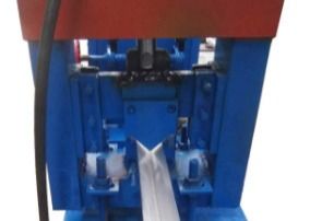 Muur en Plafondplc 0.3mm van het Driehoekskader het Broodje die van de Staalnagel Machine vormen