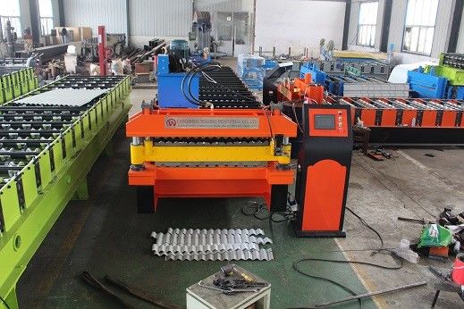 Plc Controle 0.3mm Dubbel Laagbroodje die Machine voor het Dak van het Metaalstaal vormen