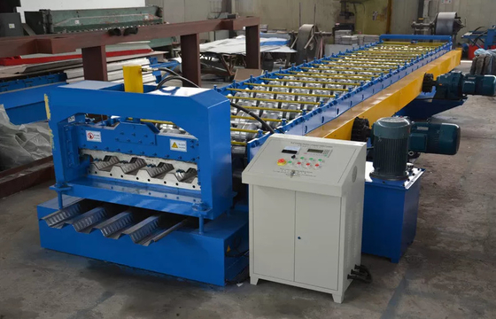 Gegalvaniseerd Staal 15m/Min Floor Deck Forming Machine 28 Rijenhoge snelheid